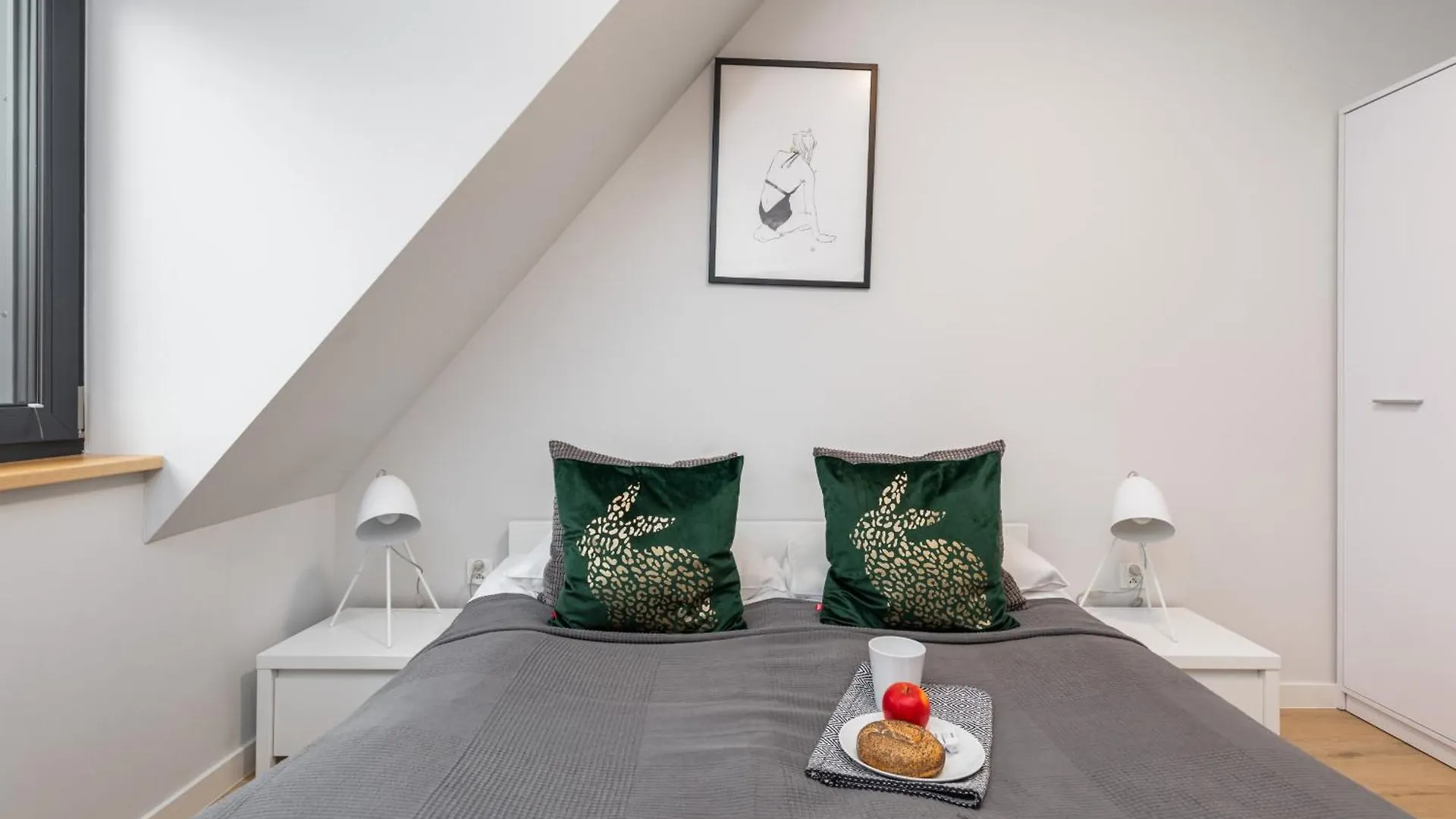 Charming 1-Bedroom Apartment By Noclegi Renters Kolobrzeg