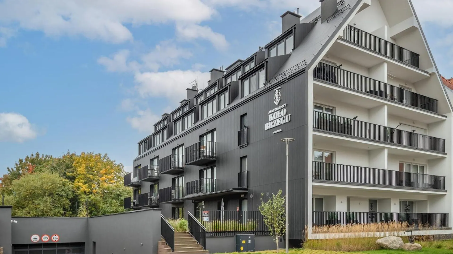 Charming 1-Bedroom Apartment By Noclegi Renters Kolobrzeg